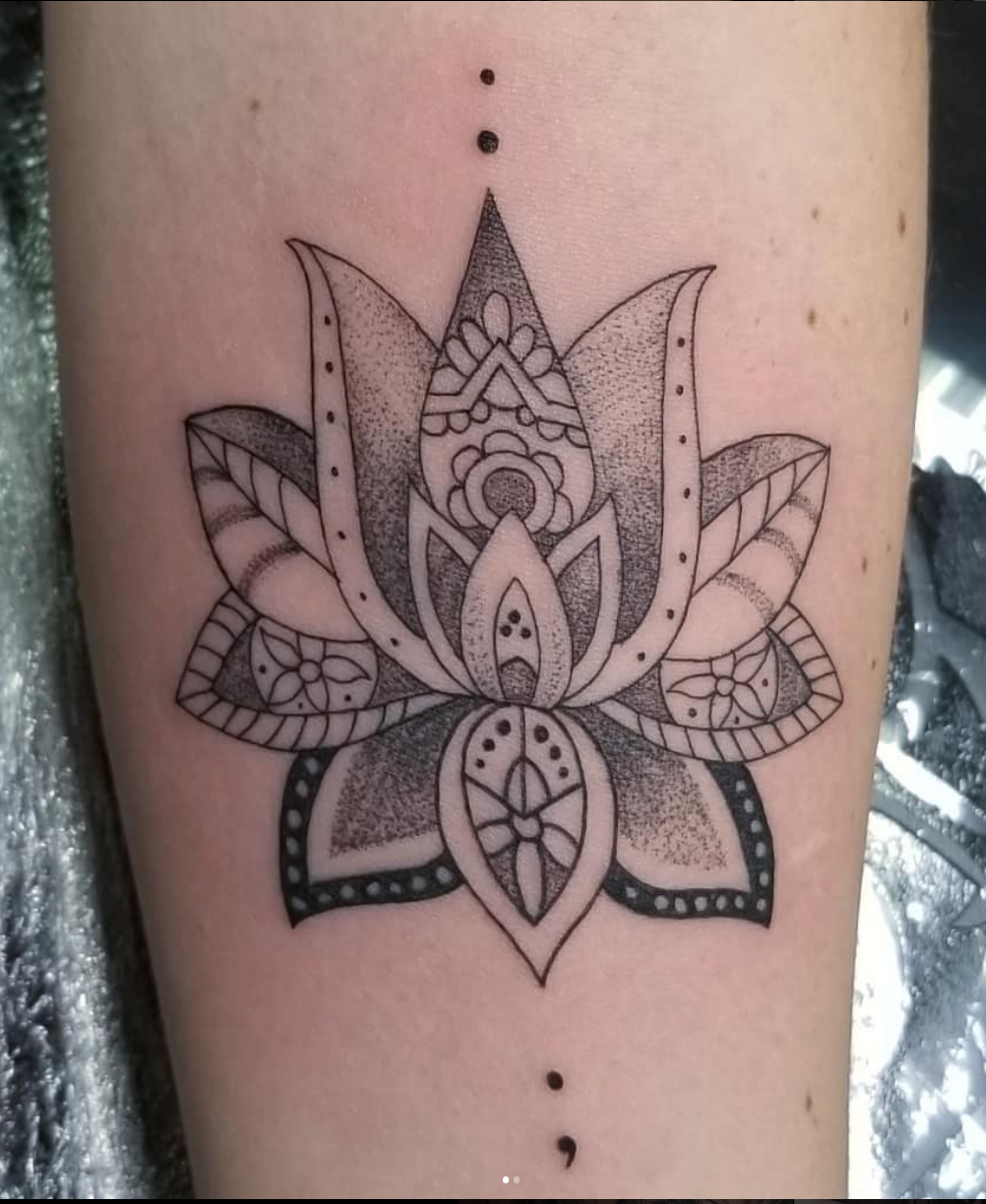 Fine Line Tattoo | Tatudro Tattoo Portfolio